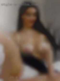 I'm a single  thirty nine year girls swingers old male.